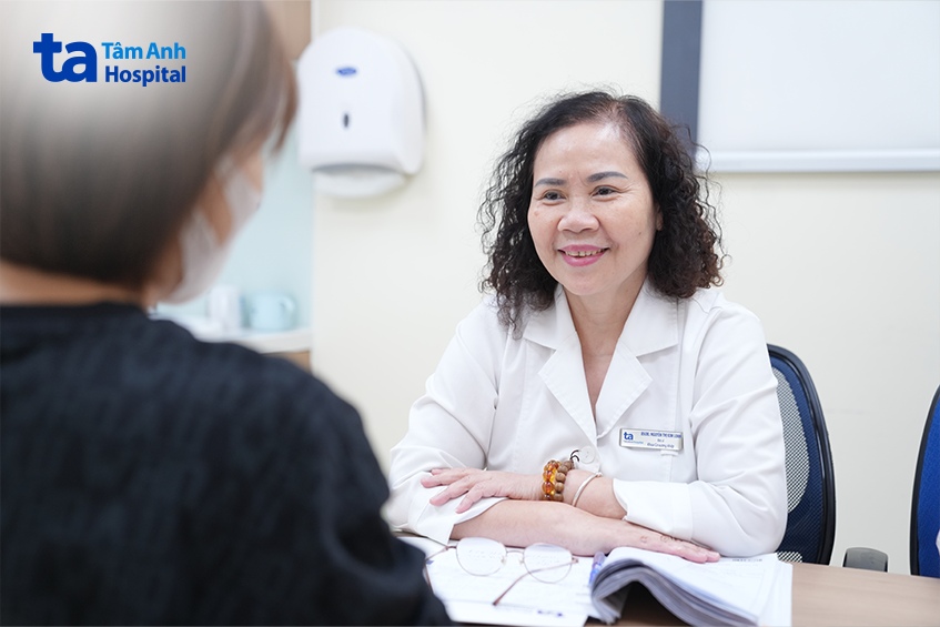 Thăm khám tại bệnh viện khi đau không khỏi