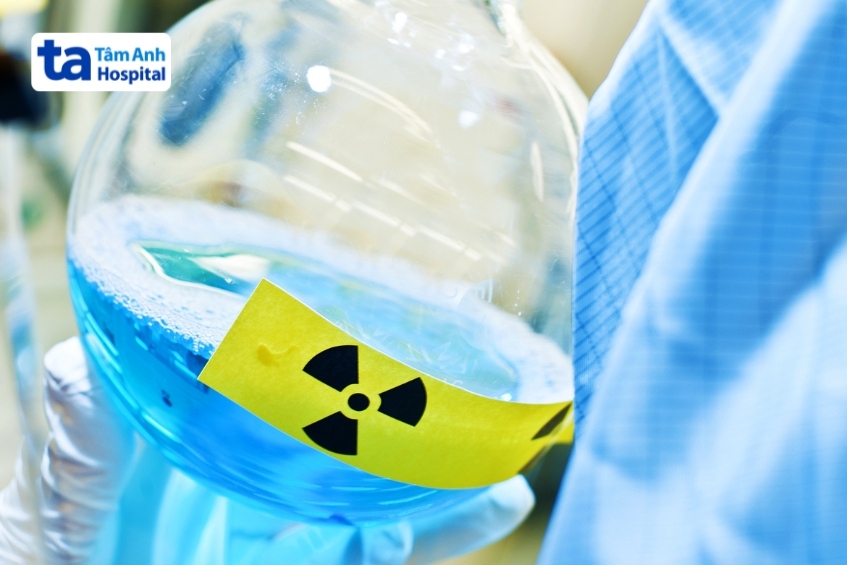 trong y tế kiểm soát chặt chẽ, lợi ích của phóng xạ vượt trội rủi ro