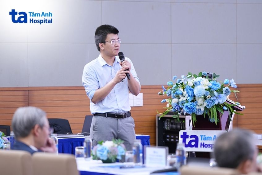 bác sĩ đóng góp ý kiến