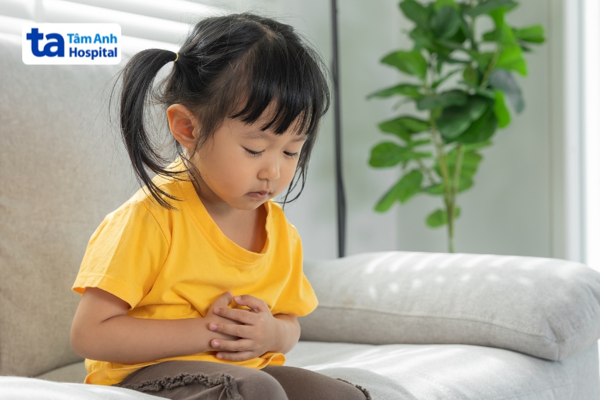 bệnh tiêu hóa tuổi học đường kéo dài