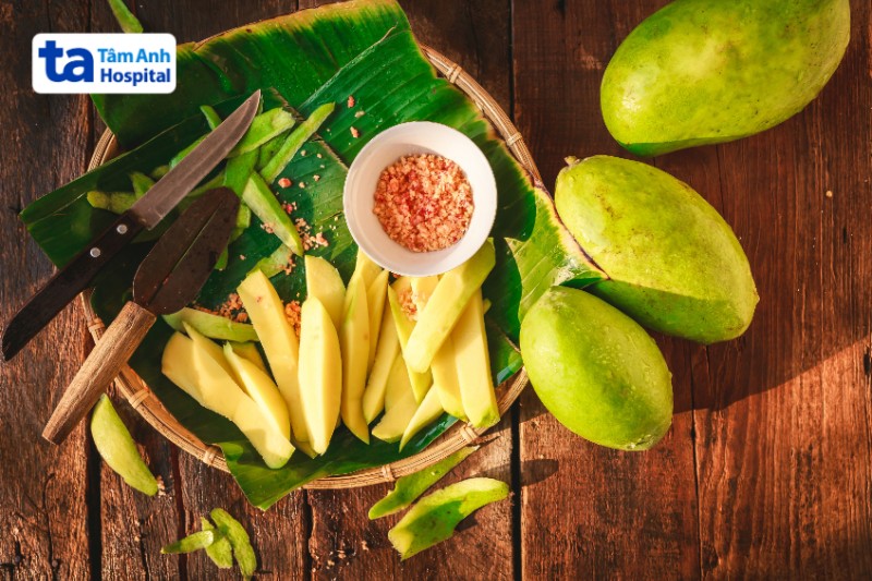 Sốt Xuất Huyết Không Nên Ăn Xoài Chua