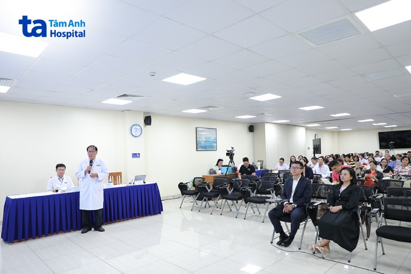 bác sĩ Vũ Huy Trụ tư vấn