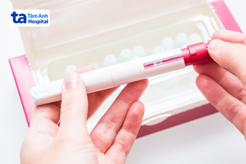 bút tiêm kích trứng