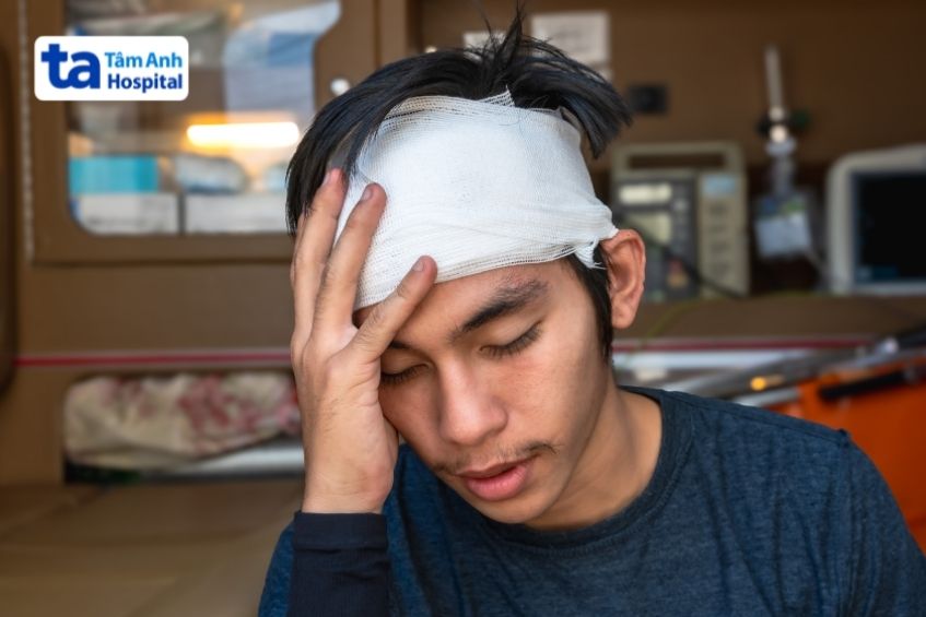 đau đâu sau chấn thương có nhiều loại