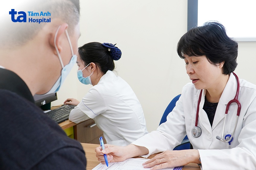 tham khảo sự tư vấn từ bác sĩ