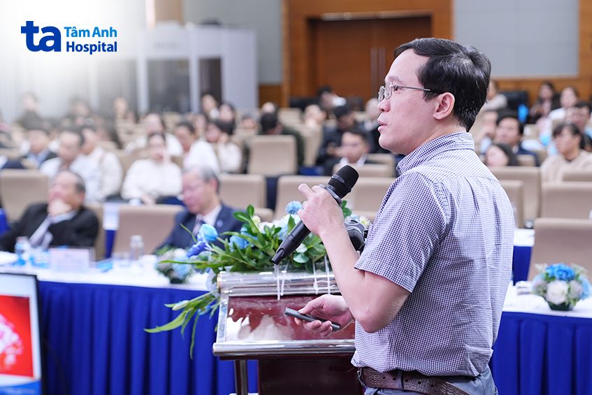 trưởng khoa ngoại thần kinh phát biểu