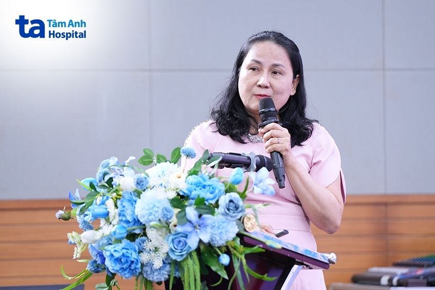 trưởng khoa nội thần kinh phát biểu