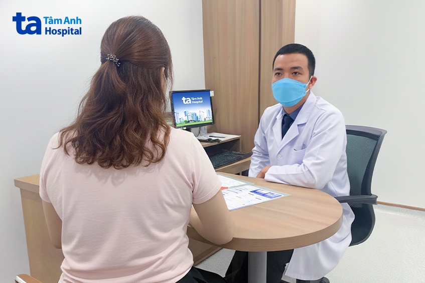 ts.bs trần hữu thanh tùng tư vấn liệu trình giảm cân cho chị thảo