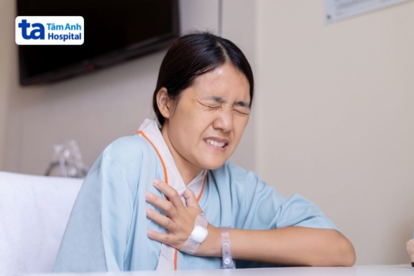 ung thư gây nhiều biến chứng