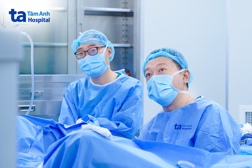 bác sĩ thế huy và bác sĩ huy phước