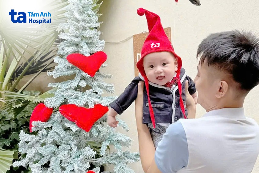 Bé Voi nay đã gần 8 tháng tuổi