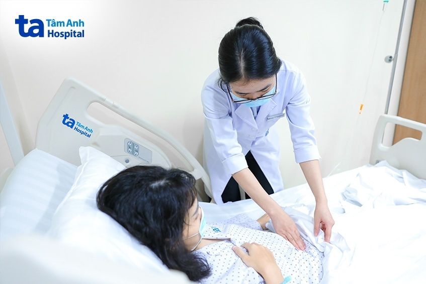 chăm sóc bệnh nhân sau phẫu thuật