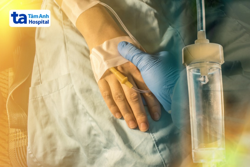 tác dụng phụ khi dùng trastuzumab