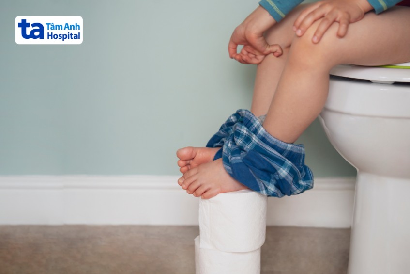 trẻ bị tiêu chảy