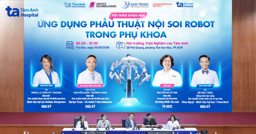 Huấn luyện, đào tạo mổ robot thế hệ mới nhất phẫu thuật tử cung cho gần 200 bác sĩ Việt Nam