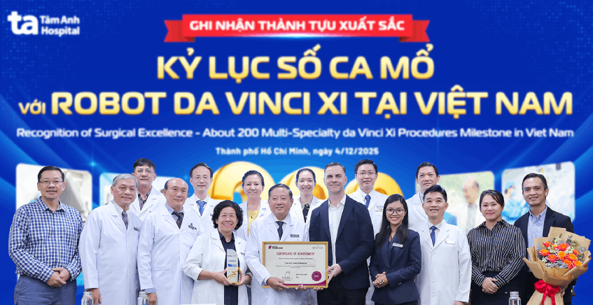Ngày 4/12, Bệnh viện Đa khoa Tâm Anh vinh dự nhận Giải thưởng thành tựu xuất sắc trong ứng dụng công nghệ Robot Da Vinci Xi: Đơn vị đầu tiên tại Việt Nam trong vòng 7 tháng thực hiện gần 200 ca mổ đa chuyên khoa bằng Robot Da Vinci Xi, được trao bởi Tập đoàn công nghệ y tế hàng đầu khu vực châu Á - Thái Bình Dương (Device Technologies) đại diện hãng Intuitive Surgical (Mỹ), chủ sở hữu hệ thống robot Da Vinci Xi.