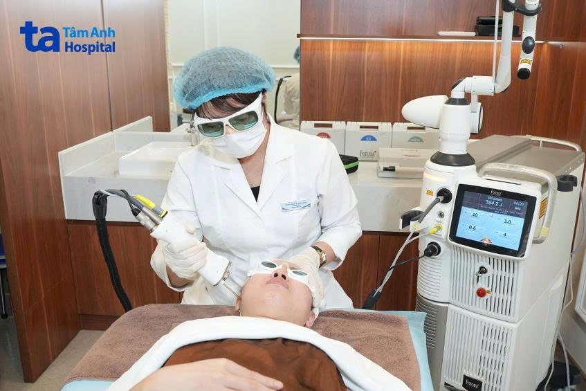 điều trị phục hồi da tại tâm anh