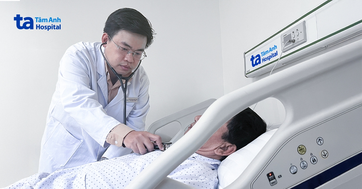 Khám răng phát hiện hẹp mạch máu não