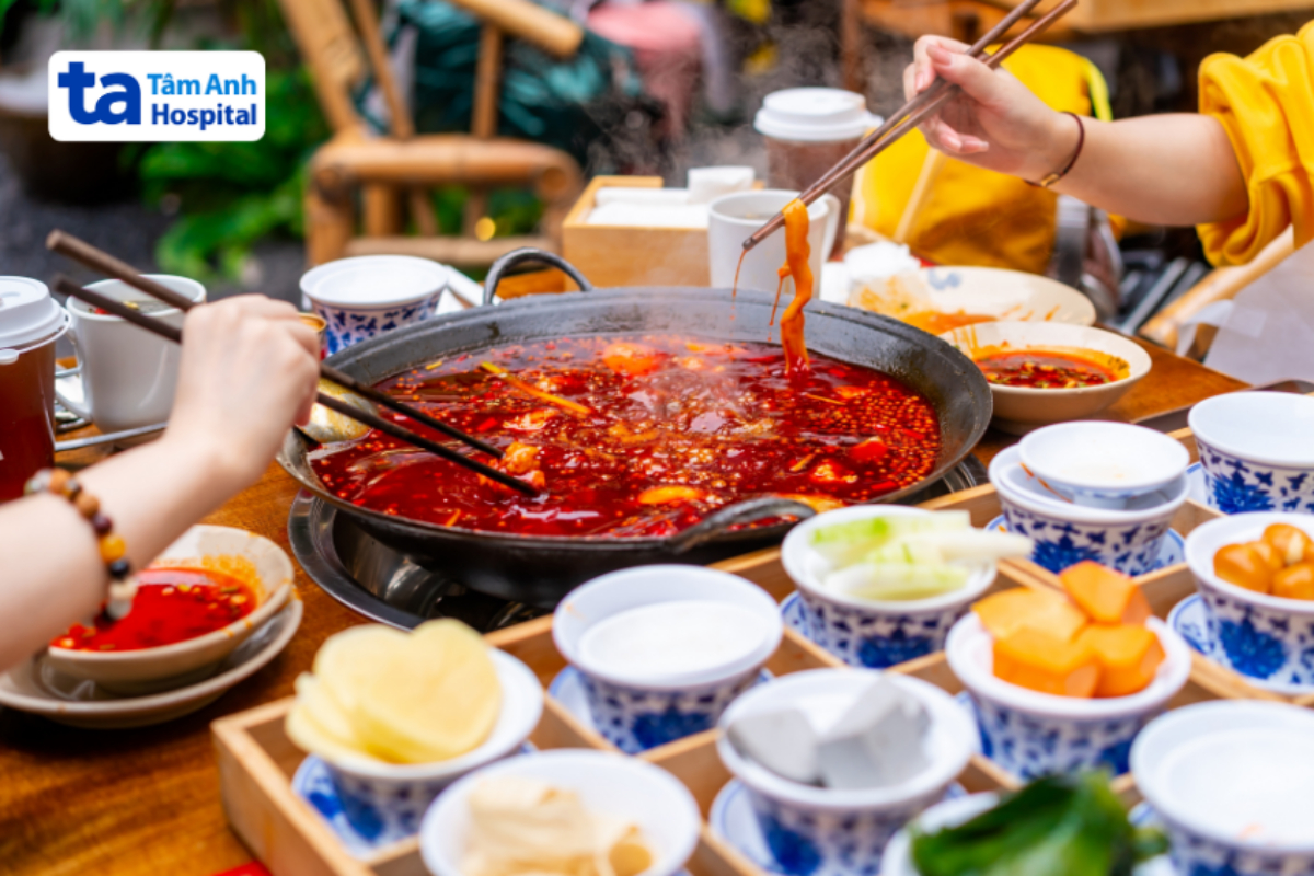 món lẫu cay nóng