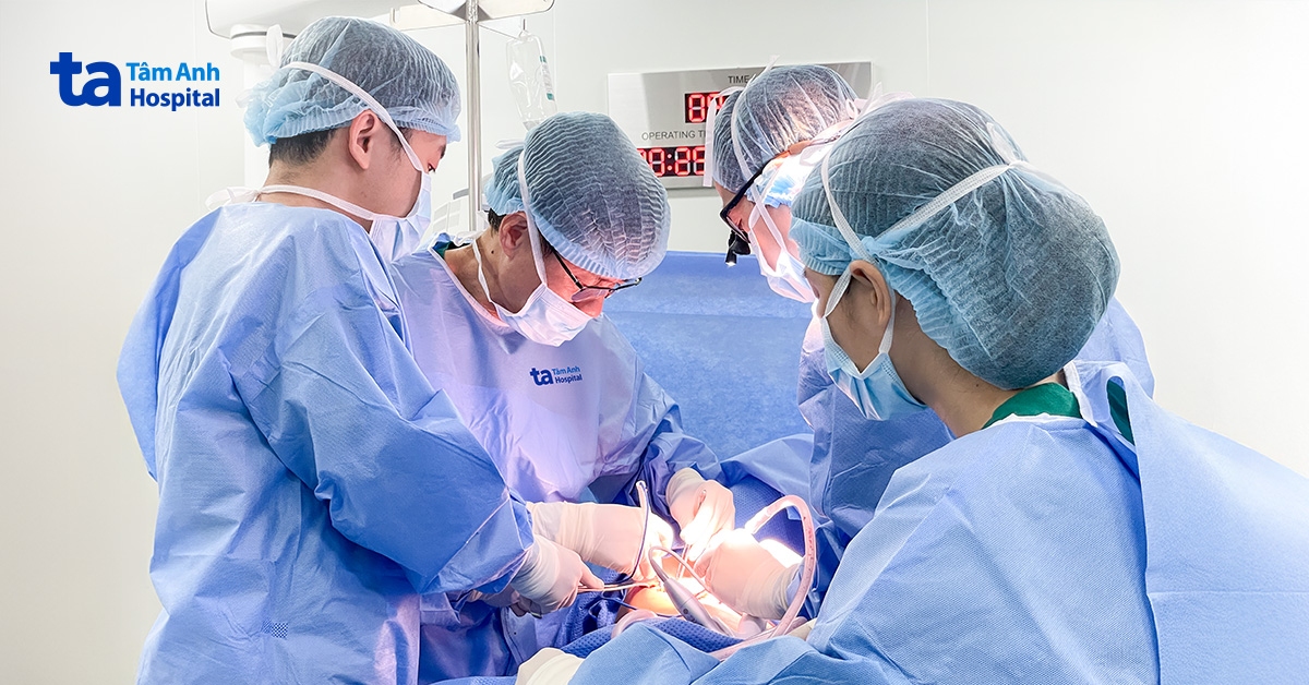 Nghiện thuốc giảm đau vì mắc u phổi thể hiếm