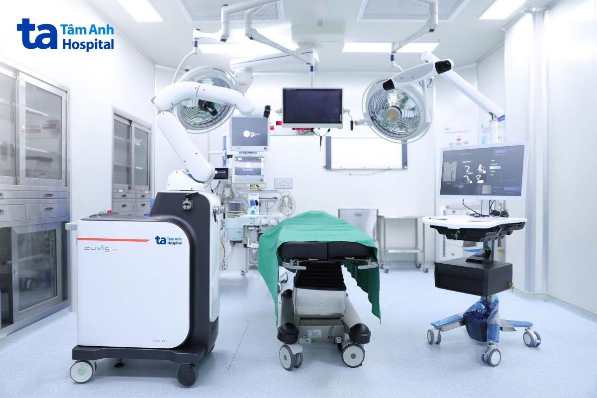 Phòng mổ Robot Cuvis Joint