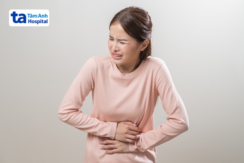 ruột già bị tắc gây đau bụng