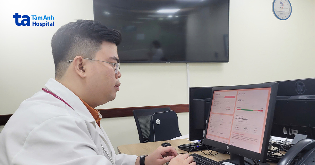 Bé gái 7 tuổi dậy thì sớm, mắc tiền đái tháo đường