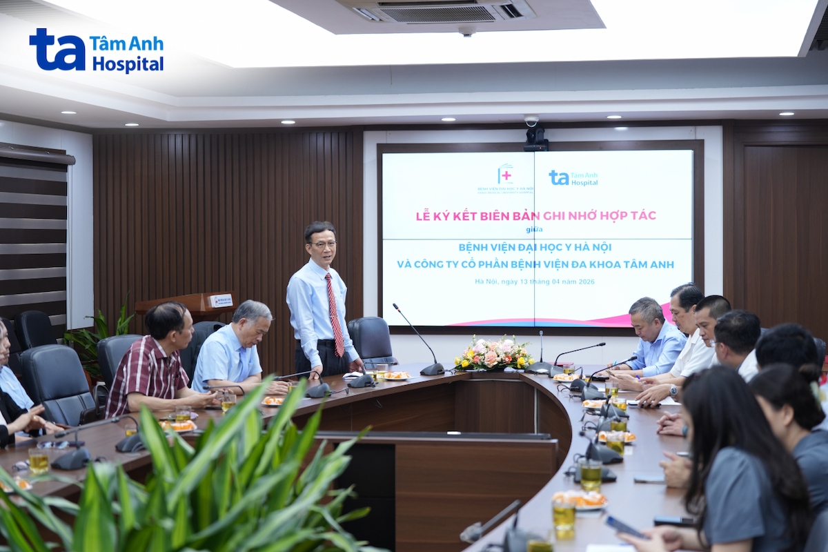 đại diện tâm anh phát biểu tại lễ ký kết