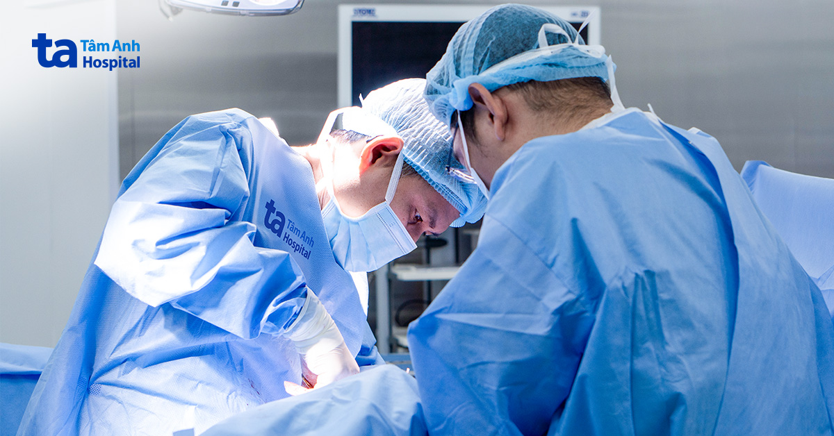 Dùng mô tự thân tái tạo đường tiểu hẹp