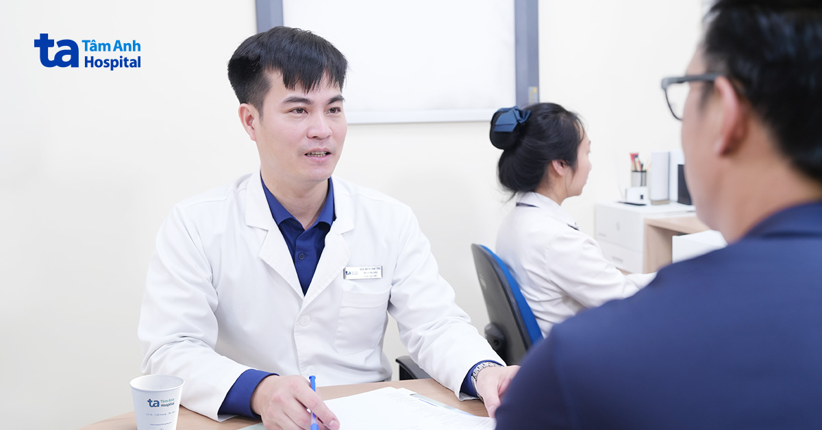 Hóa trị kết hợp thuốc đích chữa ung thư phổi EGFR