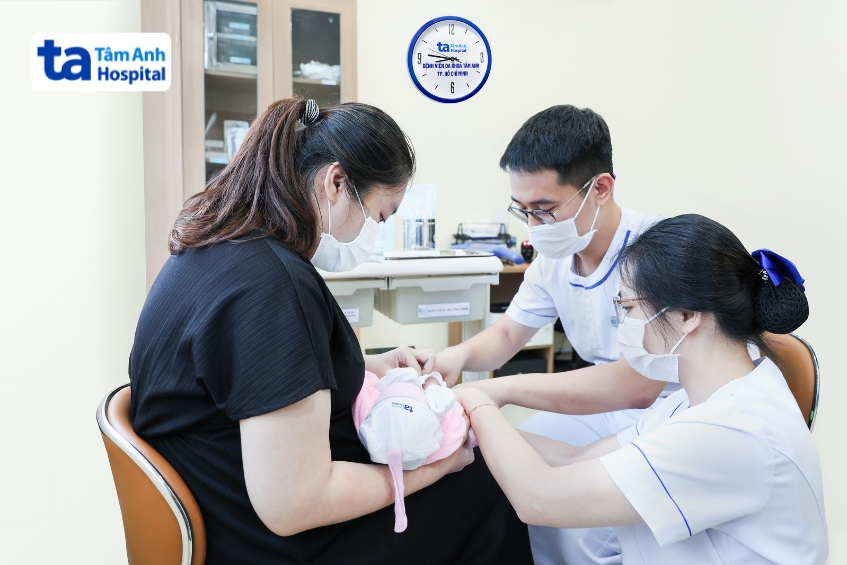 kháng thể rsv giúp trẻ giảm nguy cơ nhiễm trùng hô hấp nặng