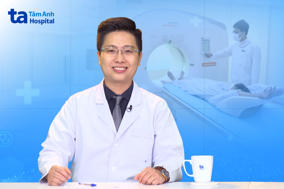 ThS.BS Lê Trung Cường phân tích tác động của lối sống hiện đại dẫn đến xu hướng trẻ hóa các bệnh mạn tính. Ảnh: Bệnh viện Đa khoa Tâm Anh