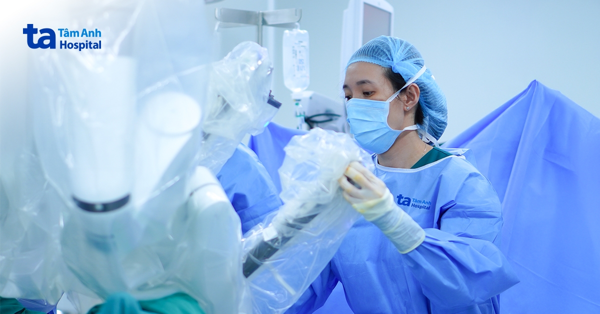 Robot phẫu thuật sa bàng quang phục hồi khả năng sinh sản