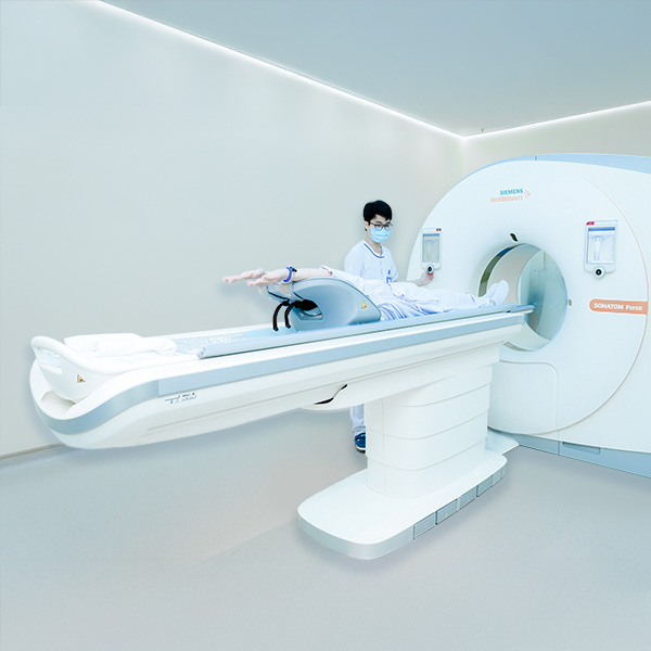 “Siêu máy” chụp CT hơn 100.000 lát cắt Somatom Force VB30 (Siemens, Đức)