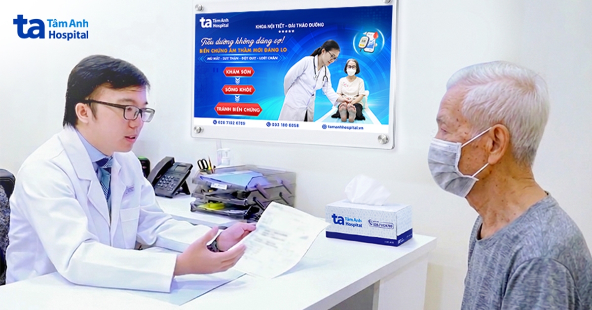 Té ngã thường xuyên mới phát hiện teo cơ do tiểu đường