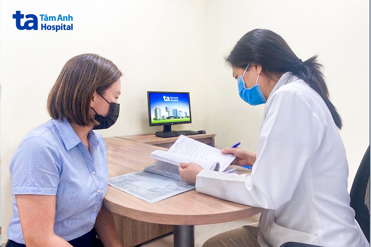 ths.bs trần nguyễn quỳnh trâm tái khám cho chị trân