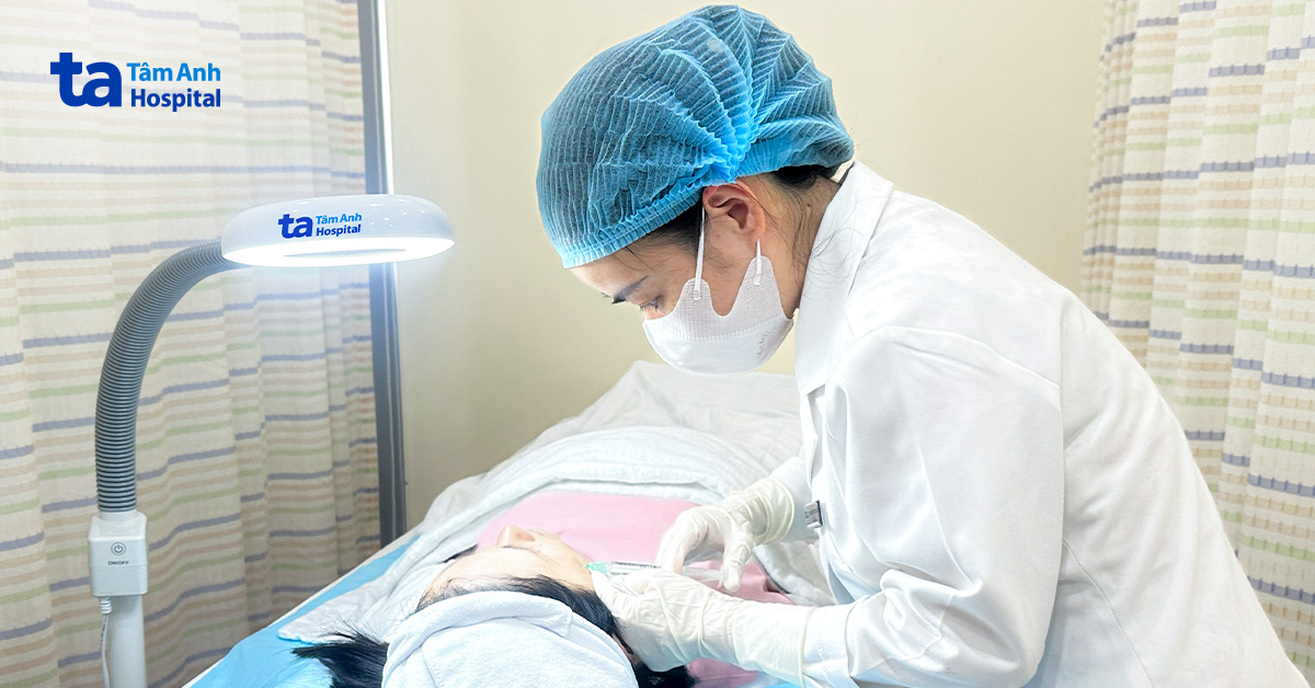 Tiêm meso botox cải thiện lỗ chân lông to