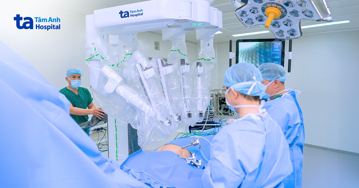 U tuyến ức tiến triển khiến người phụ nữ suy hô hấp