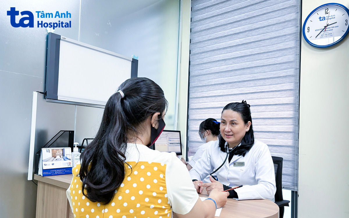 bác sĩ đo đa ký giấc ngủ