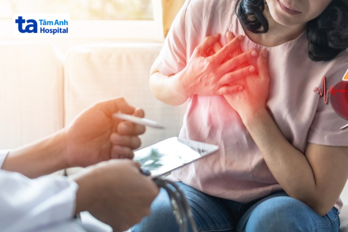 bệnh nhân bị đau tức ngực