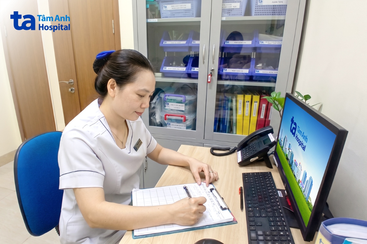 Cẩn thận và tỉ mỉ là kim chỉ nam của Điều dưỡng trưởng Nguyễn Thị Đan Trang