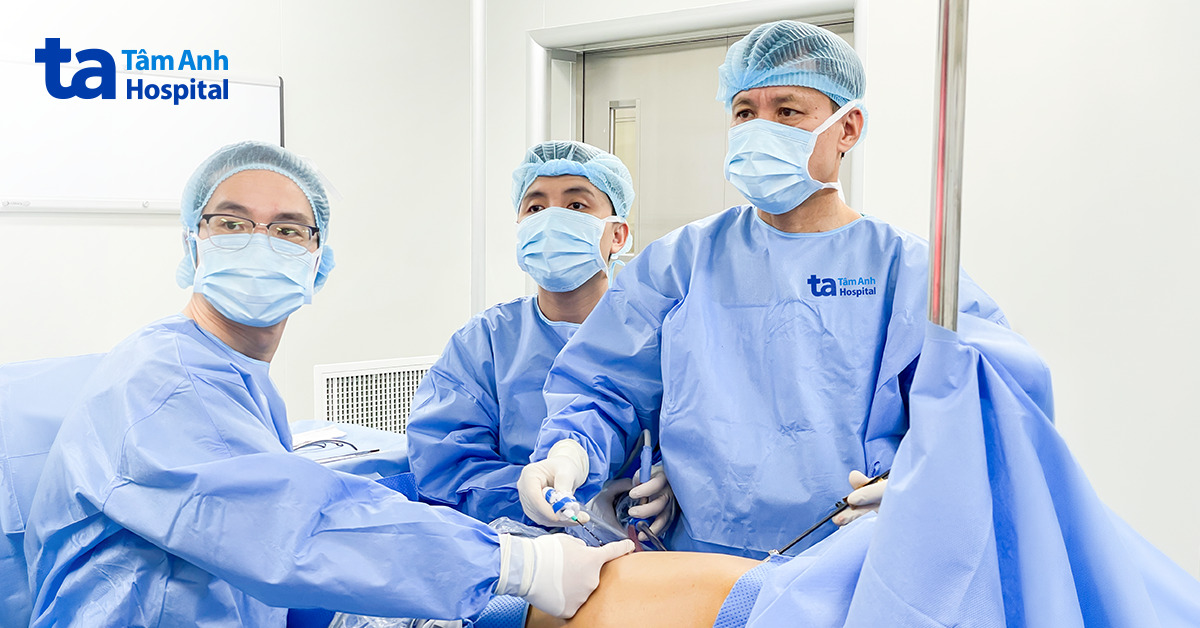 Đốt u phổi ác tính bằng sóng cao tần