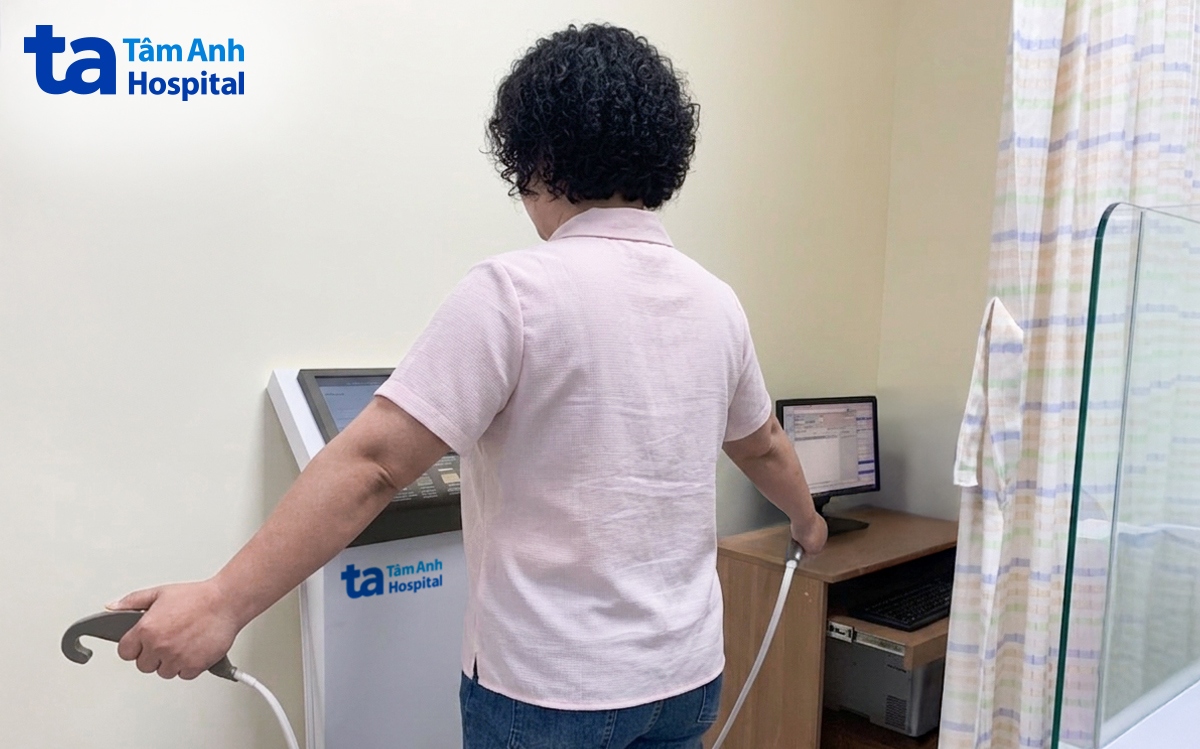 Chị Hà giảm 15kg sau hơn 3 tháng tuân thủ liệu trình giảm cân chuẩn y khoa. Ảnh: Bệnh viện Đa khoa Tâm Anh