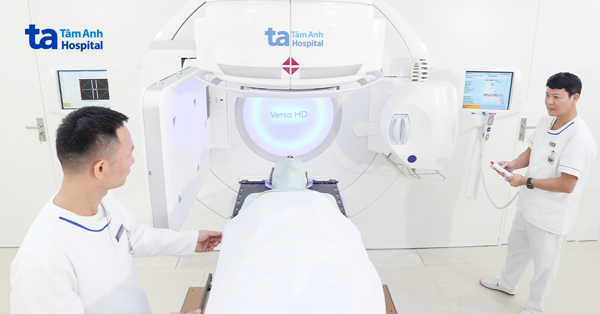 Mắc hai bệnh ung thư, người đàn ông trải qua hai lần xạ trị