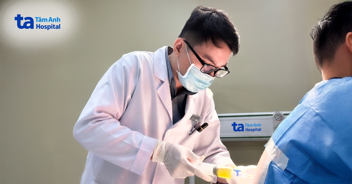 Ho, khó thở đi khám phát hiện lao màng phổi
