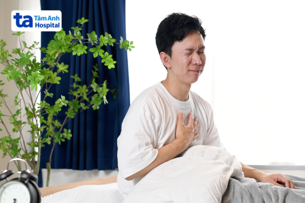 nam giới khó thở khi ngồi