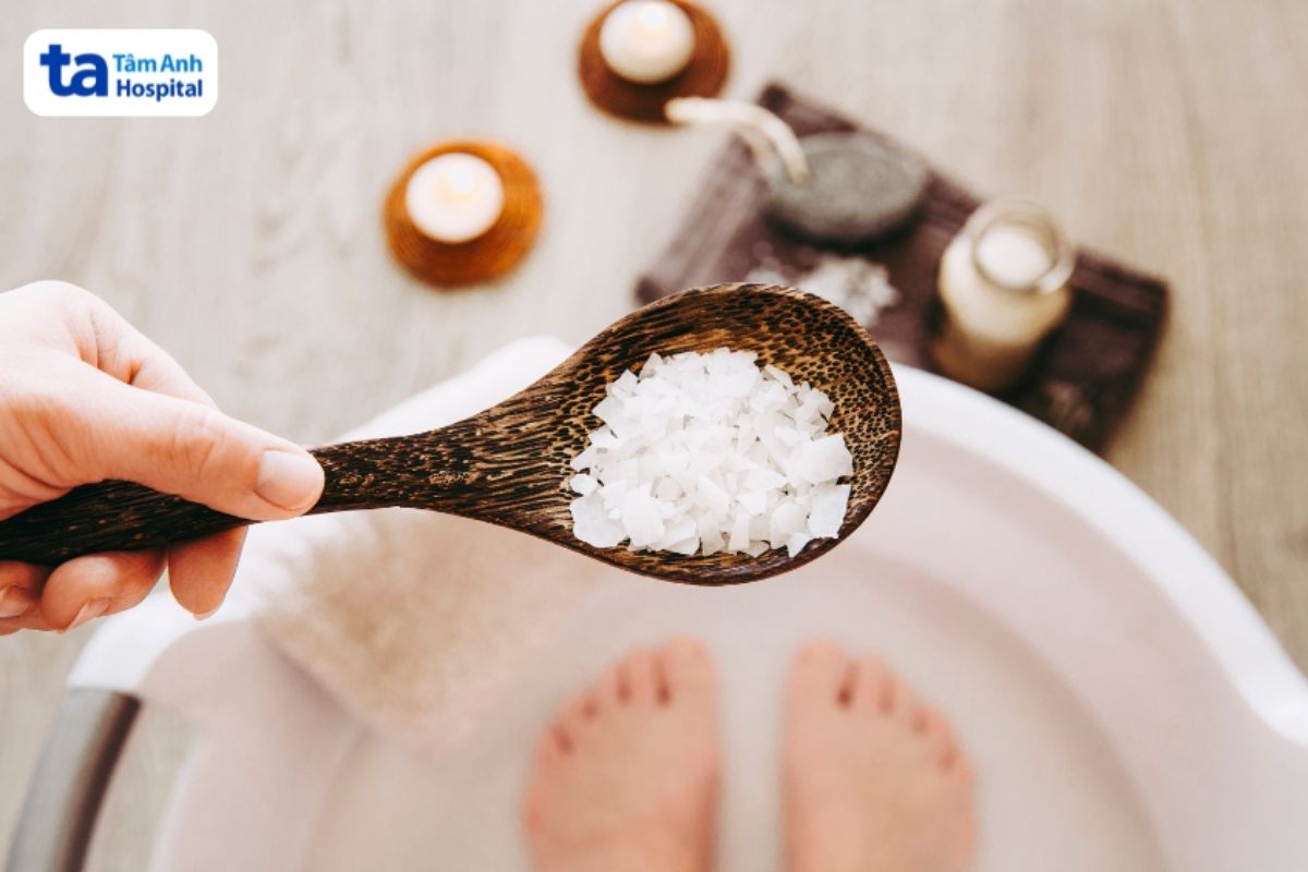 Ngâm Da Với Nước Muối