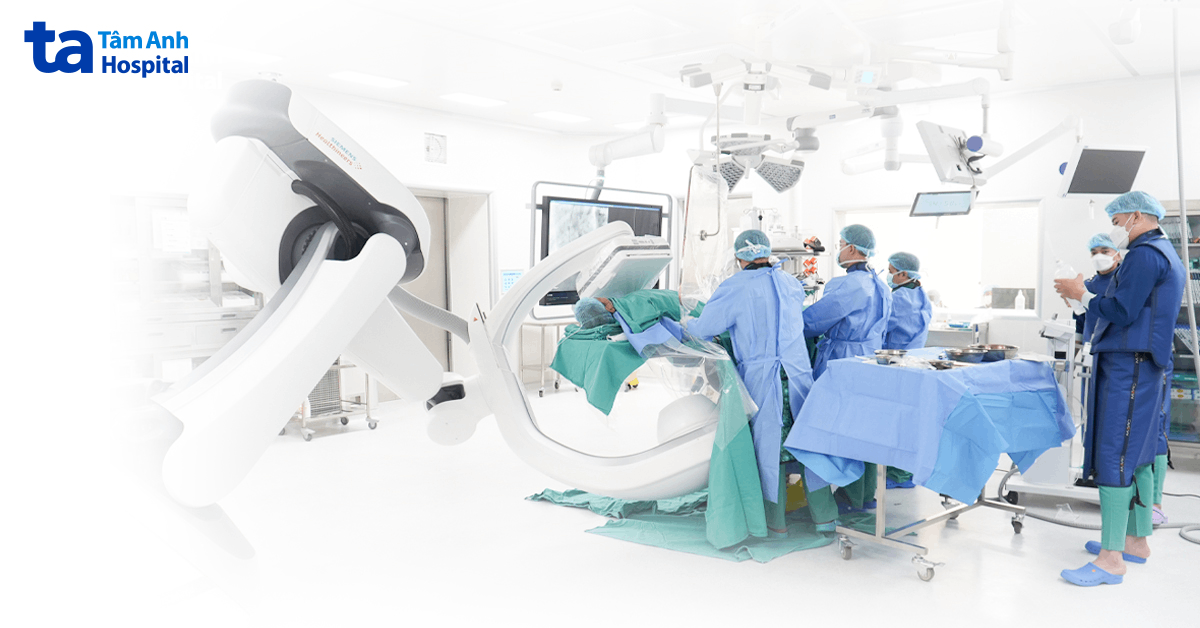 Người đàn ông 40 tuổi ba lần đột quỵ do hẹp khít van tim