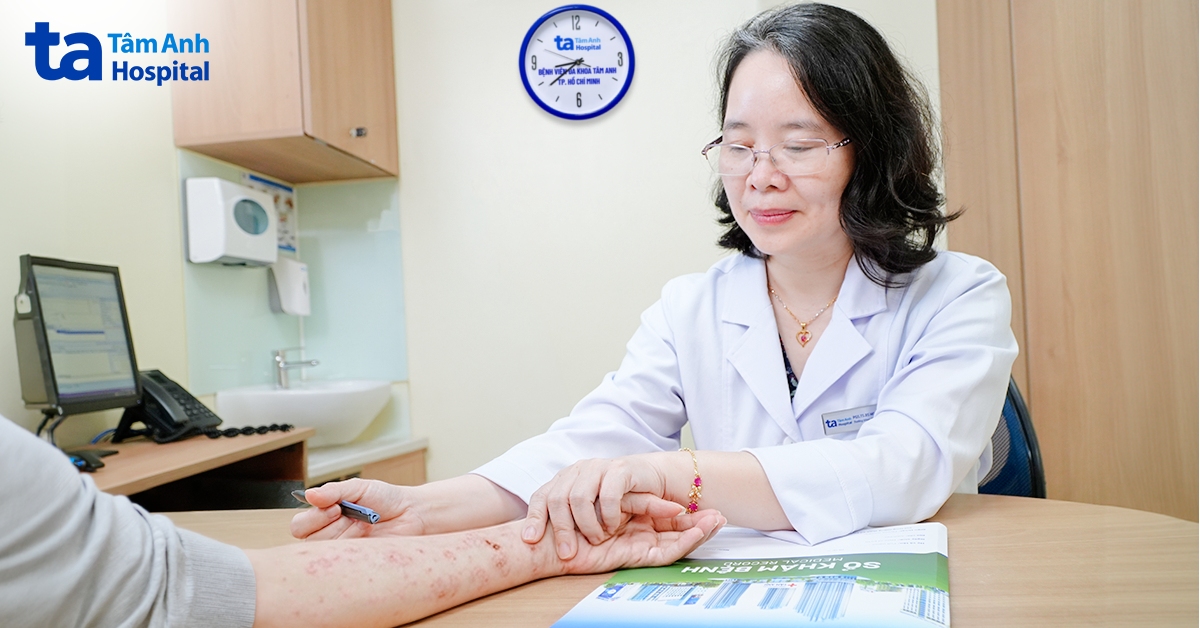 Bị chính cơ thể tự tấn công tới suy kiệt