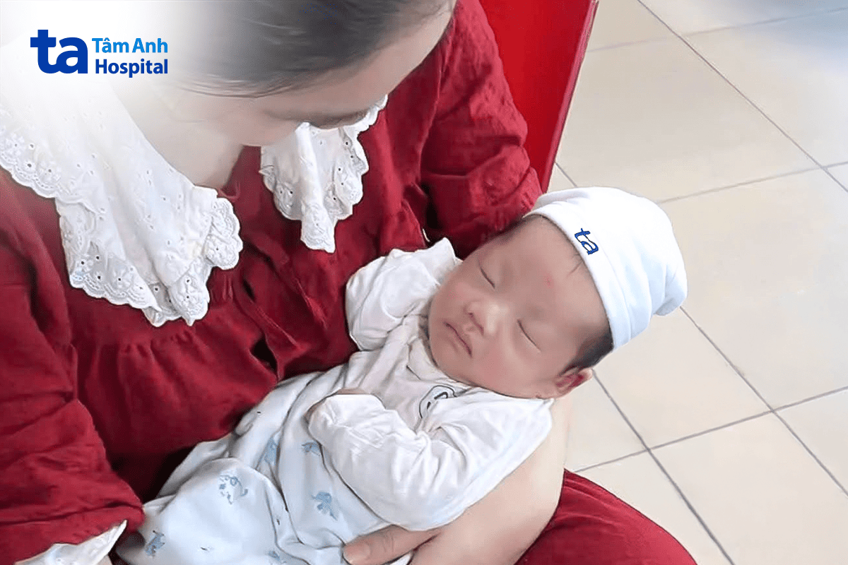 chị hà bên con trai sau thụ tinh ống nghiệm thành công